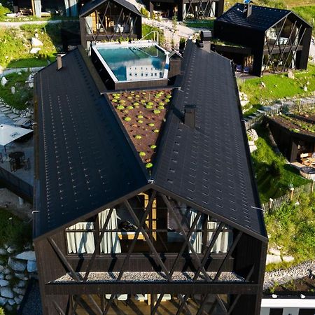 Amus Suites Dolomites Антерсельва-ди-Меццо Экстерьер фото