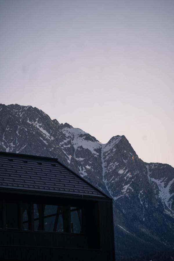 Amus Suites Dolomites Антерсельва-ди-Меццо Экстерьер фото