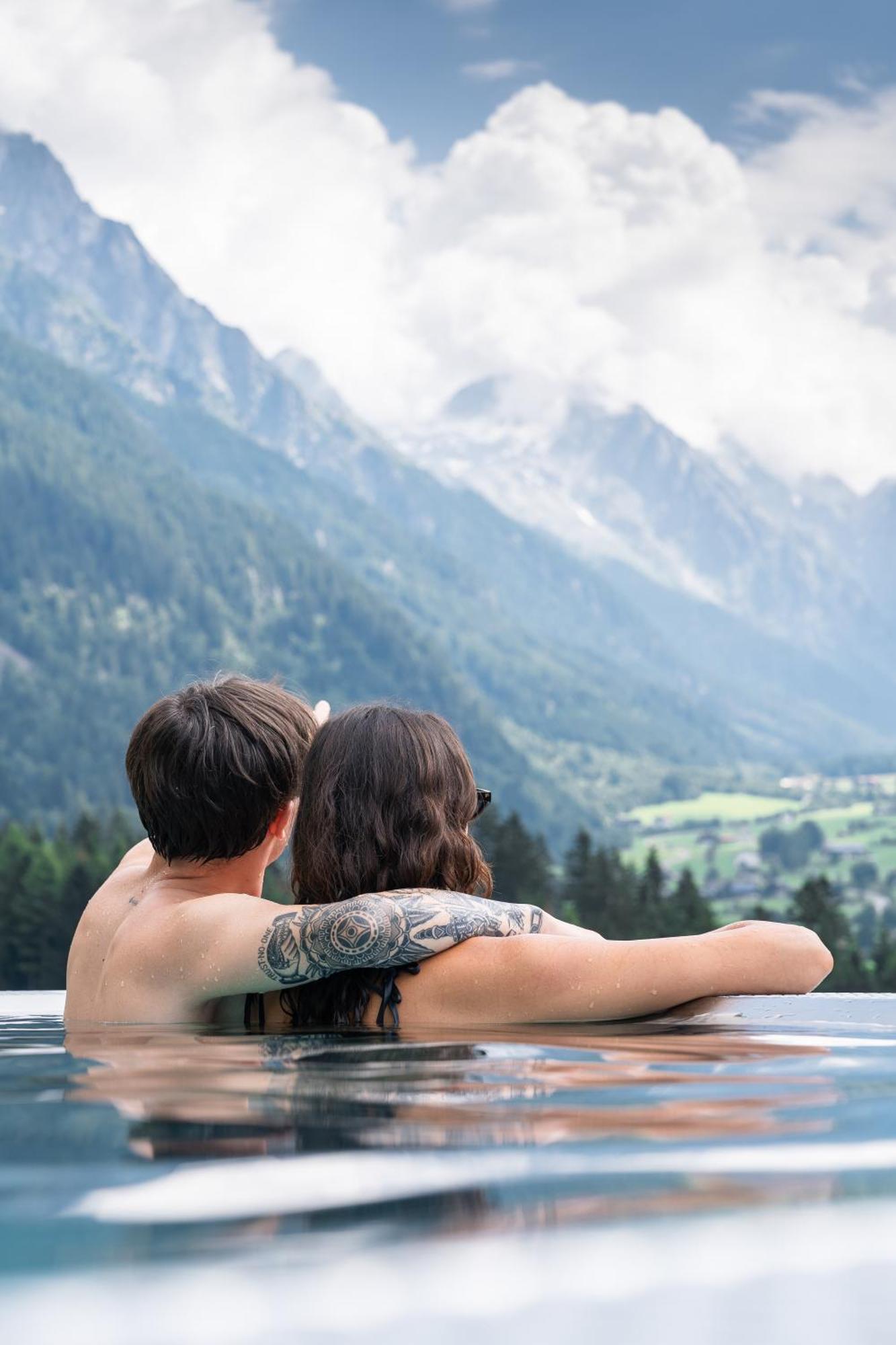Amus Suites Dolomites Антерсельва-ди-Меццо Экстерьер фото